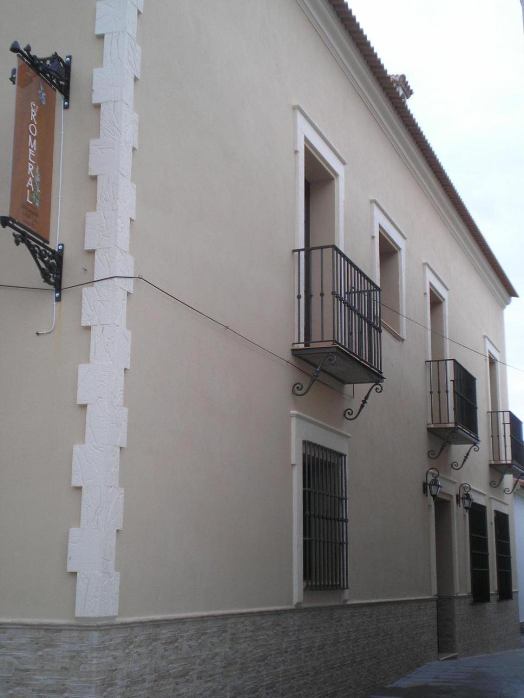 Hotel El Romeral Алмаден де ла Плата Екстериор снимка