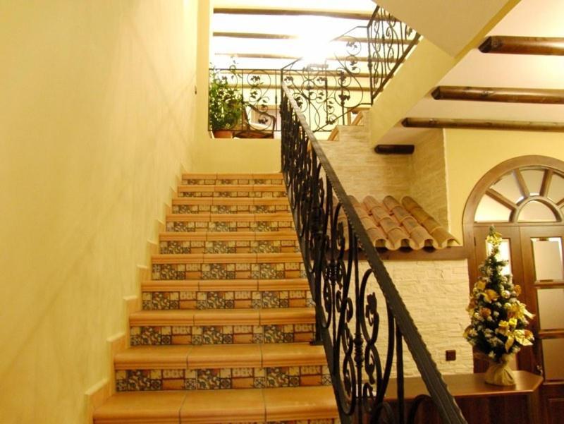 Hotel El Romeral Алмаден де ла Плата Екстериор снимка